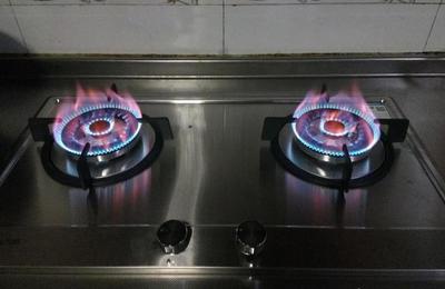 燃氣灶點不著火、松手就滅？這些常見問題其實不難修
